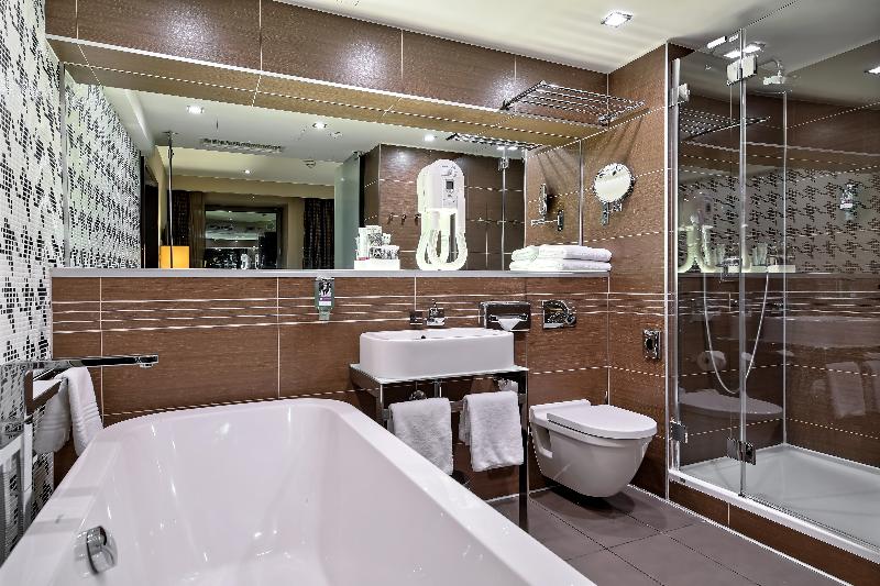 اتاق استاندارد با تخت بزرگ, Quality Inn