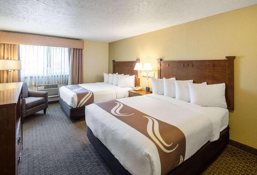 غرفة قياسية لذوى الاحتياجات الخاصة, Quality Inn & Suites Coeur d'Alene