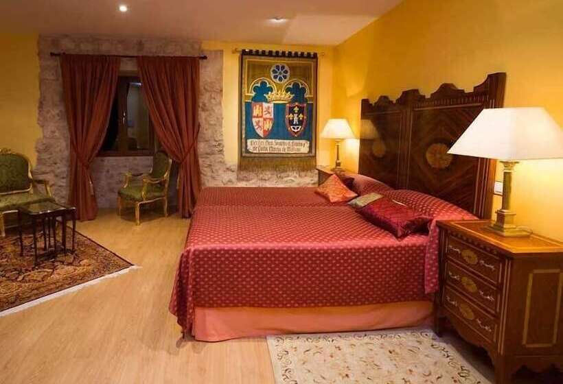 Superior Room, Residencia Real Del Castillo De Curiel