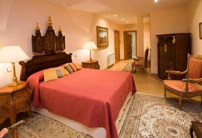 Suite, Residencia Real Del Castillo De Curiel