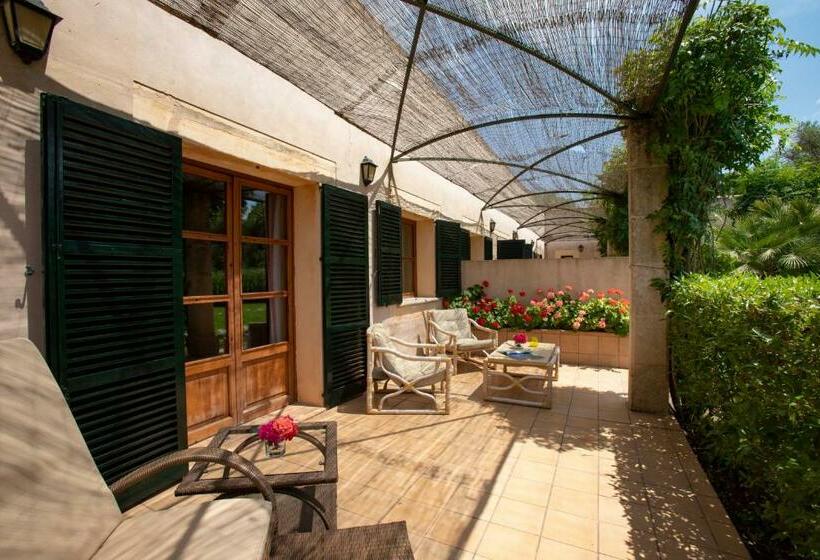 سوییت جونیور, Finca Son Roig by Valentin