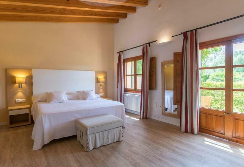 سوییت جونیور, Finca Son Roig by Valentin