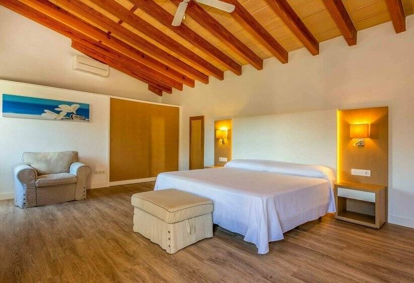 سوییت جونیور, Finca Son Roig by Valentin