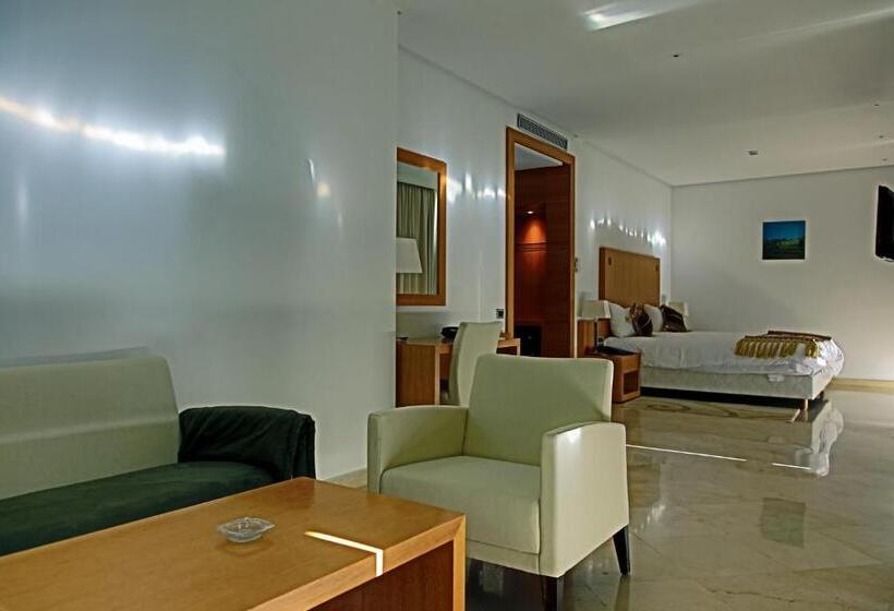 اتاق استاندارد چهار تخته, Suites Hotel Mohammed V By Accor