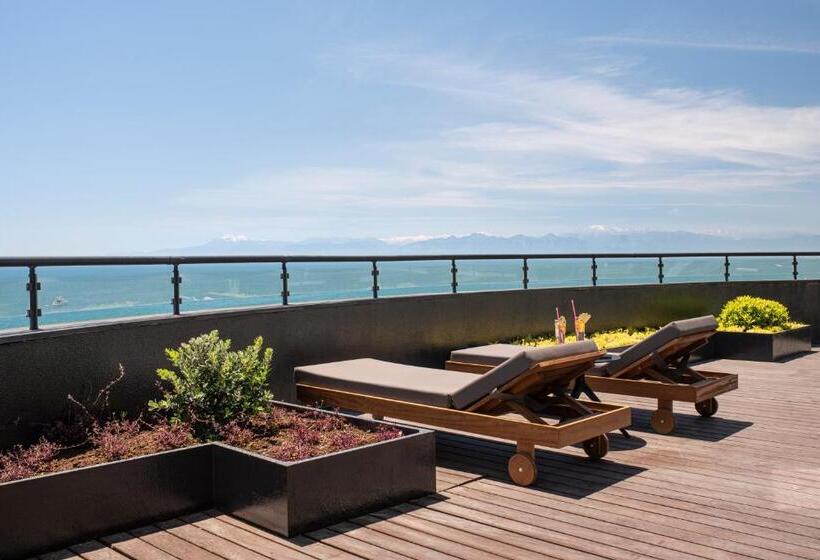 سوئیت با تخت بزرگ, Voyage Belek Golf & Spa