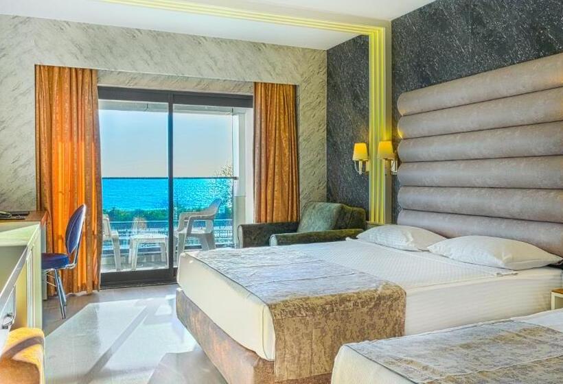 اتاق استاندارد سه نفره, Kırbıyık Resort Hotel   Alanya