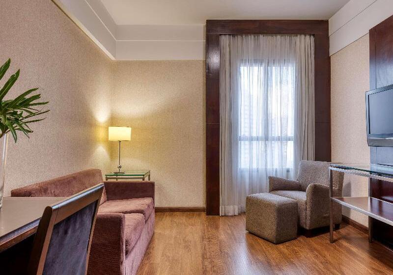 سوییت جونیور, Mercure Belo Horizonte Lourdes