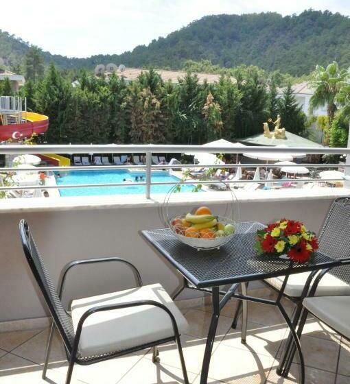 Standard Room Pool View, Grand Viking