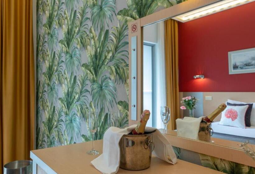 Classic room with balcony, Grand Viking Hotel   All Inclusive