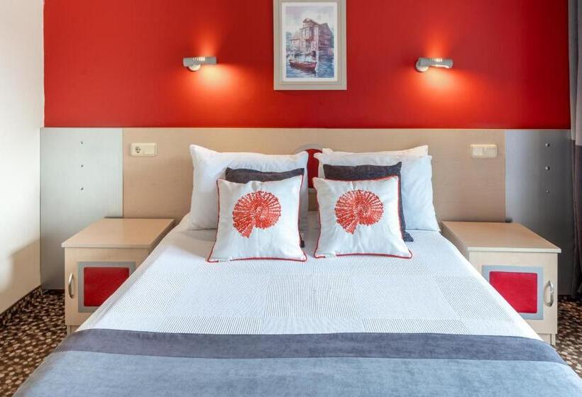 Classic room with balcony, Grand Viking Hotel   All Inclusive