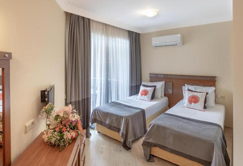 سوییت خانوادگی, Grand Viking Hotel   All Inclusive