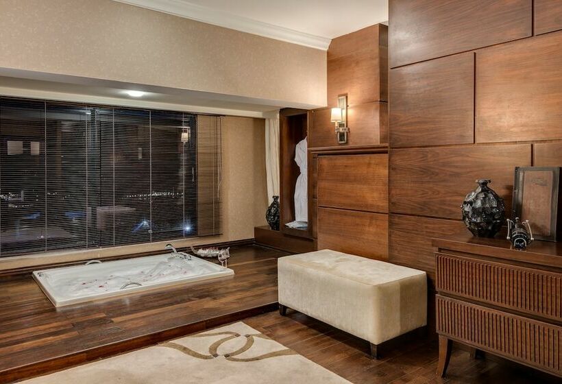 Suite met Kingsize Bed, Susesi Luxury Resort