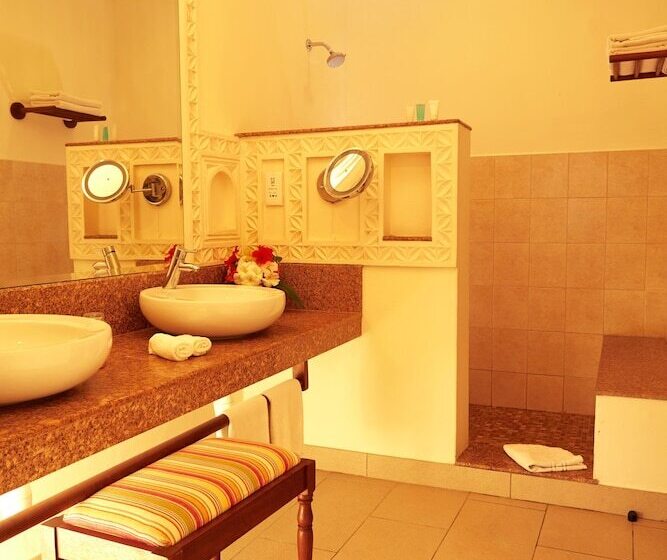 سوییت, Neptune Village Beach Resort & Spa   All Inclusive