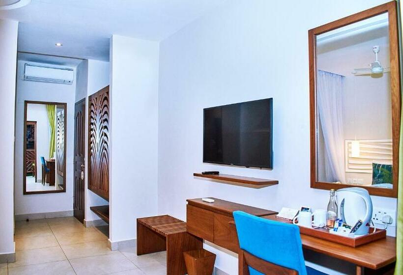 اتاق لوکس با چشم‌انداز باغ, Neptune Village Beach Resort & Spa   All Inclusive