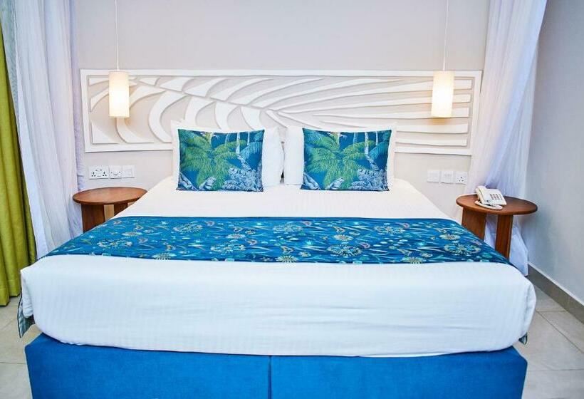 اتاق لوکس با چشم‌انداز باغ, Neptune Village Beach Resort & Spa   All Inclusive