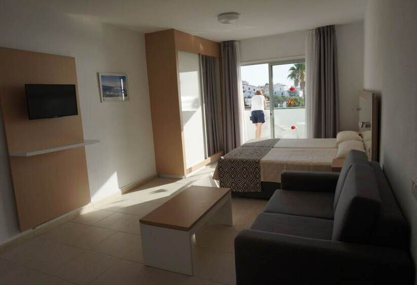 استودیوی استاندارد, El Sombrero Apartments Los Gigantes