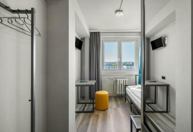 Standard Single Room, A&o Dresden Hauptbahnhof