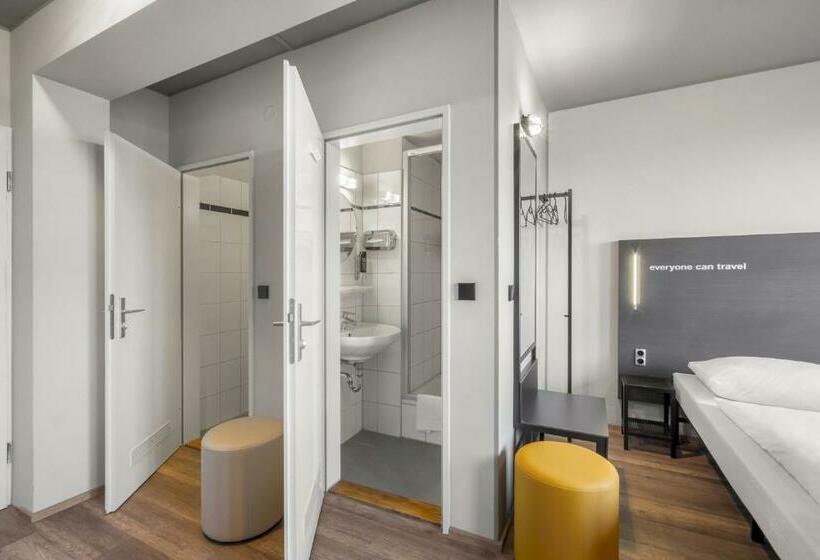 اتاق استاندارد چهار تخته, a&o Dresden Hauptbahnhof