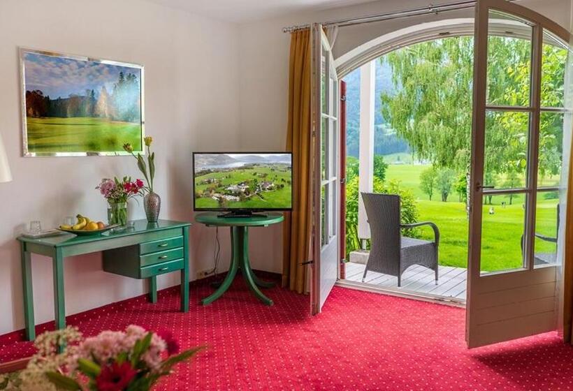 Quarto Triplo Standart com Terraço, Drachenwand   Mondsee