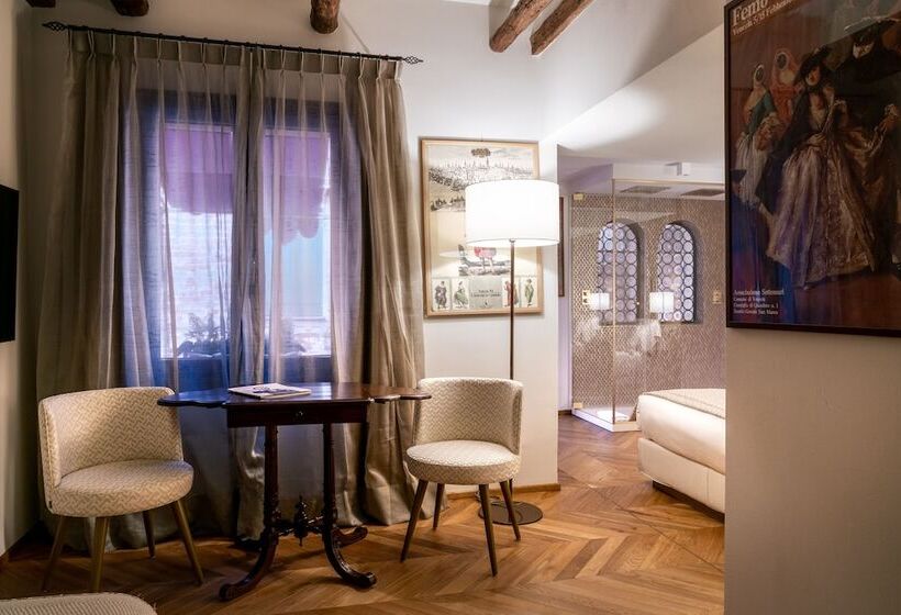 سوئیت جونیور با چشم‌انداز باغ, Excess Venice Boutique Hotel & Private Spa   Adults Only
