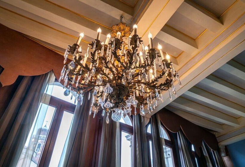 سوئیت اجرایی با مشاهده, Excess Venice Boutique Hotel & Private Spa   Adults Only