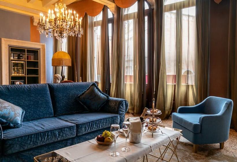 سوئیت اجرایی با مشاهده, Excess Venice Boutique Hotel & Private Spa   Adults Only