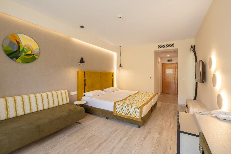 اتاق استاندارد با چشم‌انداز پارک, Grifid Encanto Beach Hotel   Medispa, Ultra All Inclusive & Private Beach