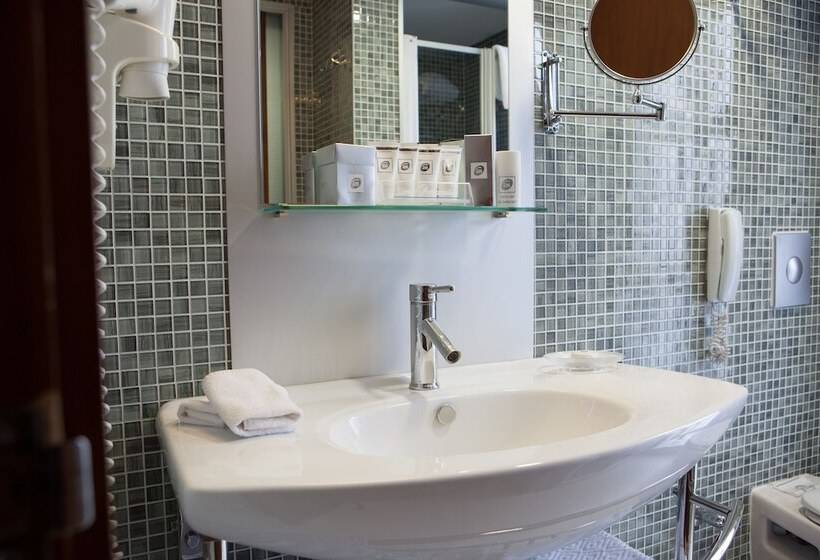 اتاق استاندارد, Limak Ambassadore Hotel Ankara