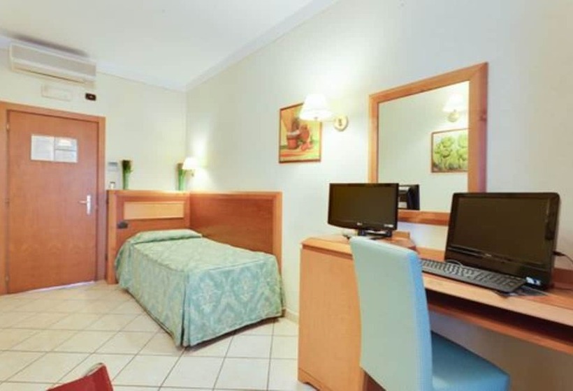 اتاق استاندارد یک نفره, Mia Cara & Spa