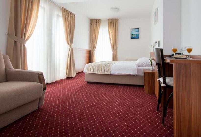 اتاق استاندارد با بالکن و چشم‌انداز دریا, Villa Nova