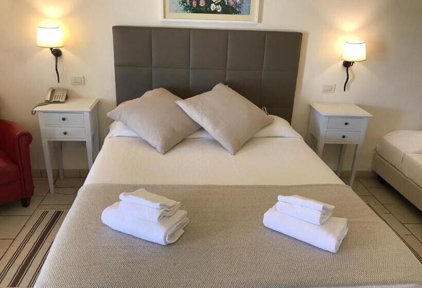 اتاق لوکس, Relais Masseria Serritella