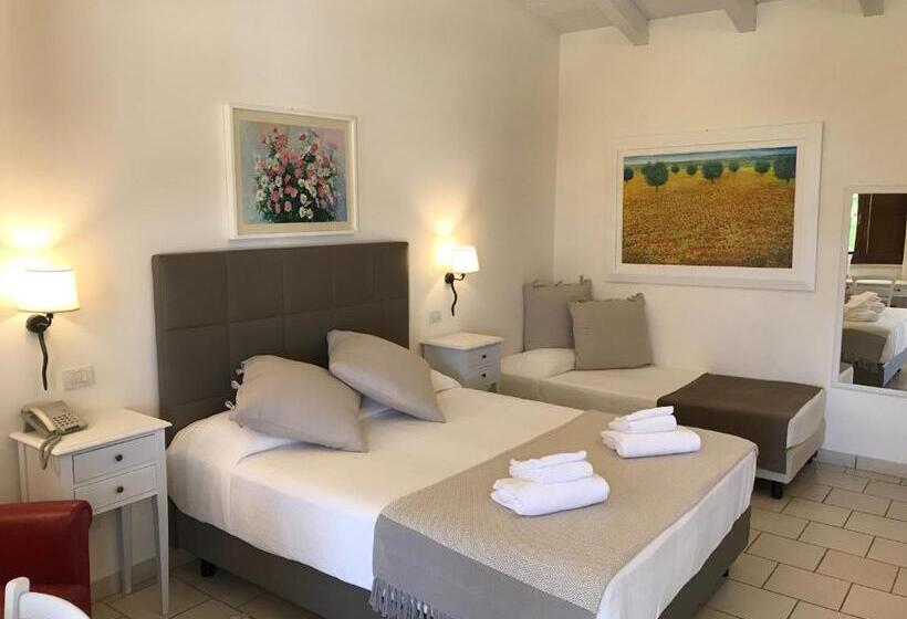 اتاق لوکس سه تخته, Relais Masseria Serritella