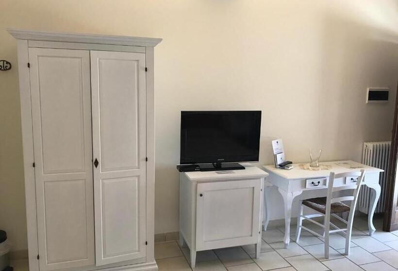 اتاق راحتی, Relais Masseria Serritella