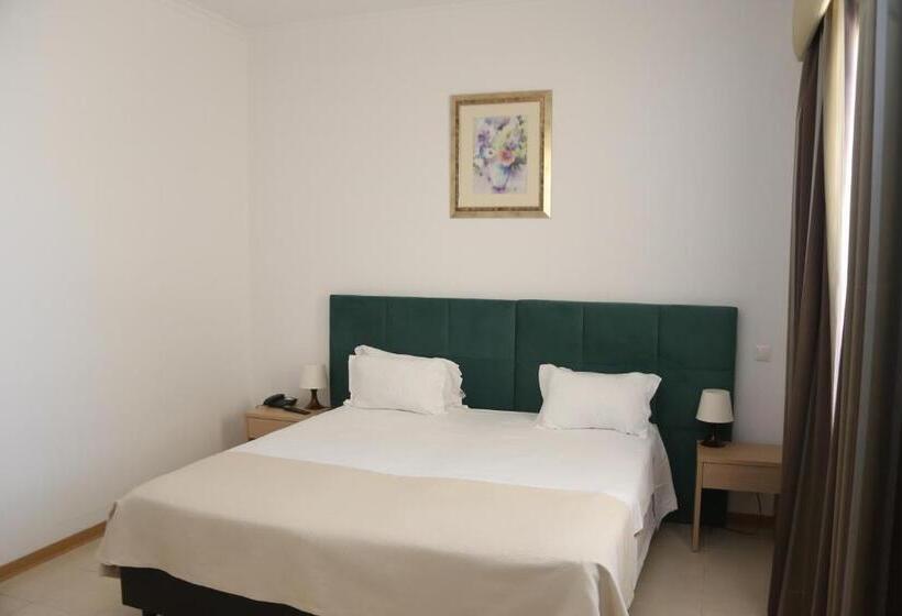 اتاق اکونومی, Santa Catarina Algarve