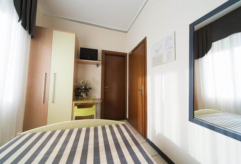 اتاق استاندارد یک نفره, Villa Igea