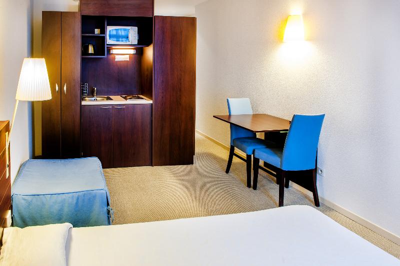 اتاق استاندارد یک نفره, Appart Hôtel Saint Jean
