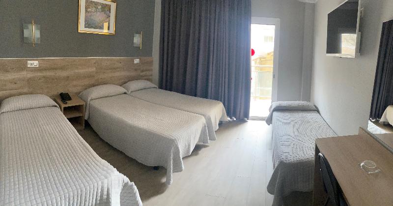 اتاق استاندارد سه نفره, Appart Hôtel Saint Jean