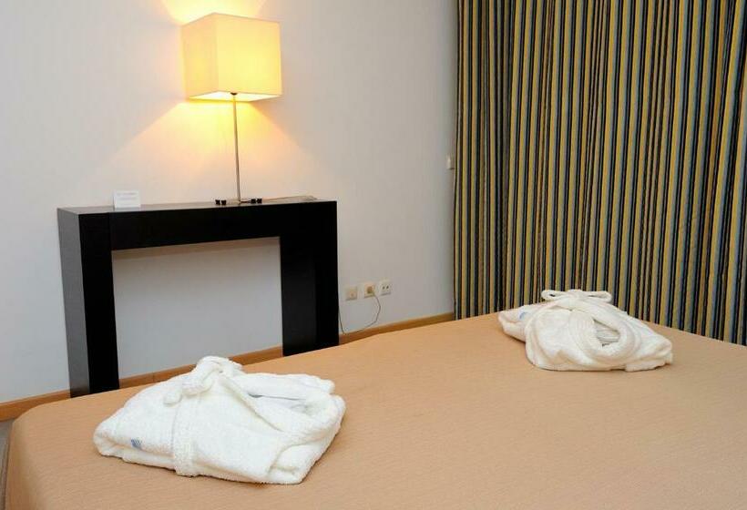 带1个卧室的带阳台的公寓, Oceano Atlantico Apartamentos Turisticos