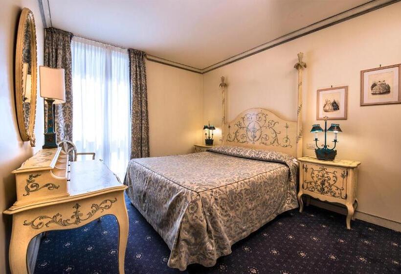 سوییت با چشم‌انداز باغ, Db Villas Le Ville Del Lido Resort