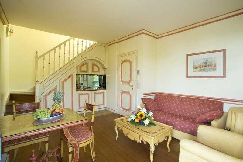 اتاق خانوادگی, Db Villas Le Ville Del Lido Resort