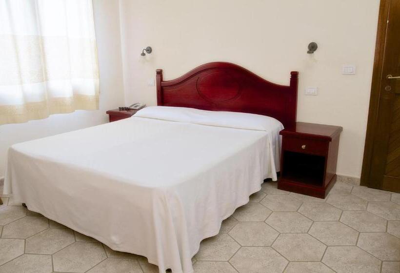 Chambre Standard Individuelle, Club Parco Blu