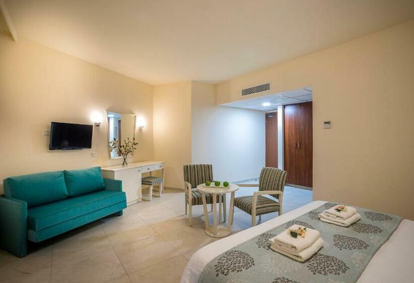 اتاق لوکس با چشم‌انداز دریا, Aquamare Beach Hotel & Spa