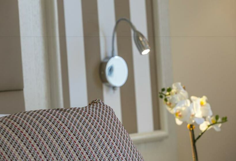 Superior Interior Room, Aquamare Beach Hotel & Spa