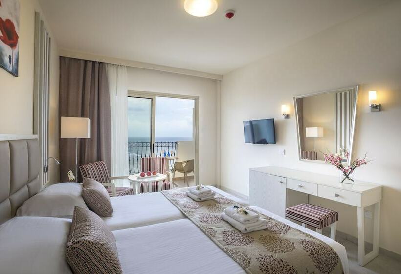 Superior Interior Room, Aquamare Beach Hotel & Spa