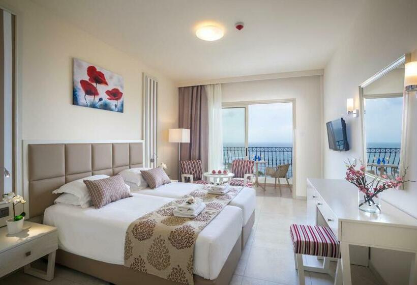 اتاق سوپریور با چشم‌انداز دریا, Aquamare Beach Hotel & Spa