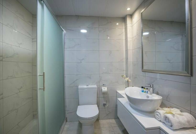 اتاق سوپریور با چشم‌انداز دریا, Aquamare Beach Hotel & Spa
