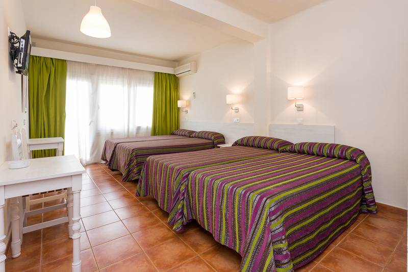 اتاق استاندارد چهار تخته, Hostal Sol Y Miel