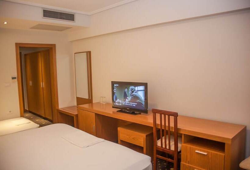 Triple Room Sea View, Agimi