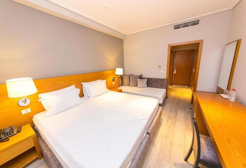 Triple Room Sea View, Agimi