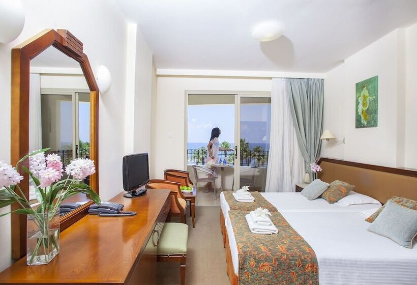 اتاق استاندارد با چشم‌انداز دریا, Aquamare Beach Hotel & Spa